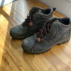 Youth Boys Size 6 Timberland lace up boots Big Boy 6